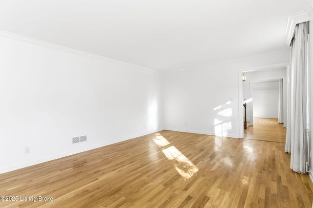 3024 Wickland Rd, Louisville, KY 40205