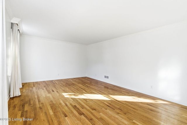 3024 Wickland Rd, Louisville, KY 40205