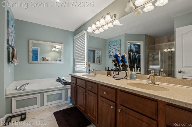 45192 Thornhill Road, Canton Charter Township, MI 48188