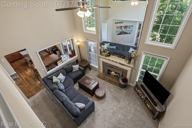 45192 Thornhill Road, Canton Charter Township, MI 48188