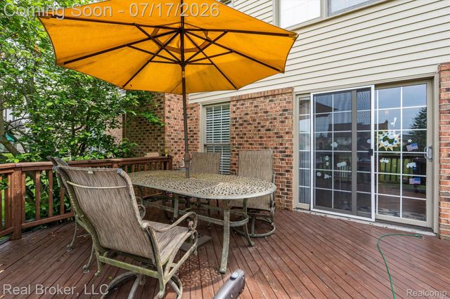 45192 Thornhill Road, Canton Charter Township, MI 48188