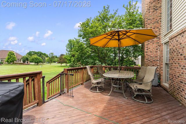 45192 Thornhill Road, Canton Charter Township, MI 48188