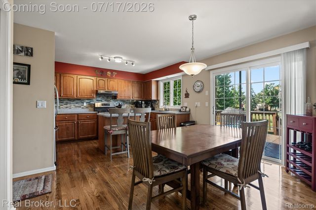 45192 Thornhill Road, Canton Charter Township, MI 48188