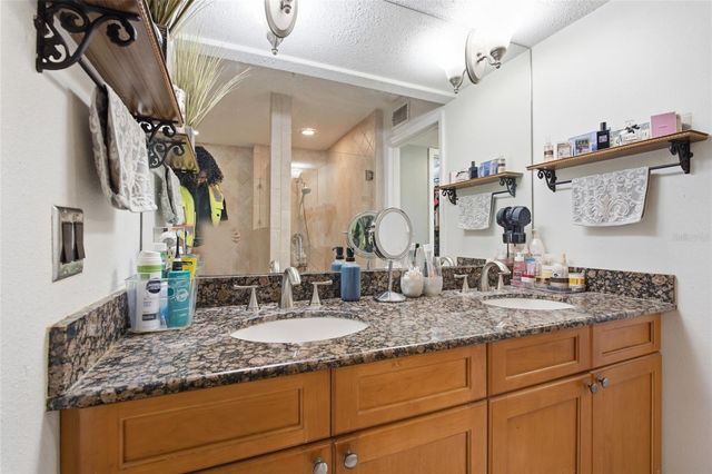 2400 FEATHER SOUND DRIVE 313, Clearwater, FL 33762