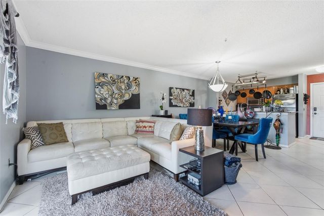 2400 FEATHER SOUND DRIVE 313, Clearwater, FL 33762