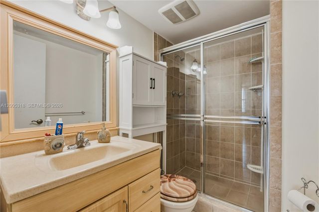 2851 NE 183rd St 2012E, Aventura, FL 33160