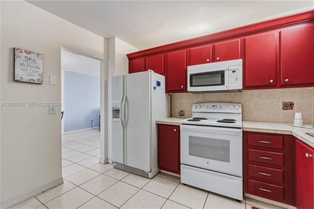 2851 NE 183rd St 2012E, Aventura, FL 33160