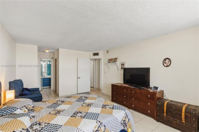 2851 NE 183rd St 2012E, Aventura, FL 33160