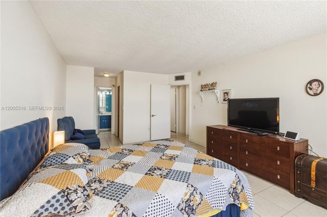 2851 NE 183rd St 2012E, Aventura, FL 33160