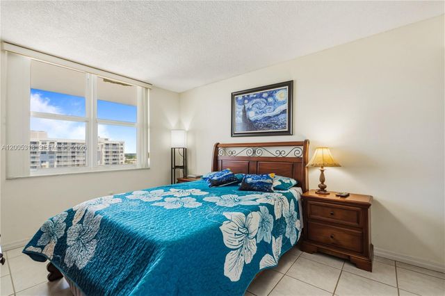 2851 NE 183rd St 2012E, Aventura, FL 33160