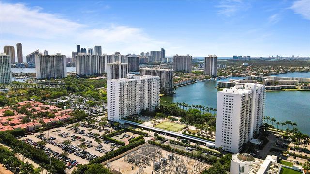 2851 NE 183rd St 2012E, Aventura, FL 33160