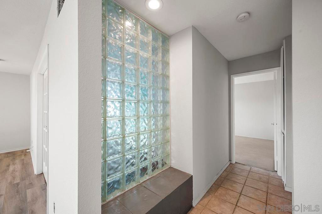 Image 18 of property listing at 10400 caminito Cuervo 264, San Diego, CA 92108