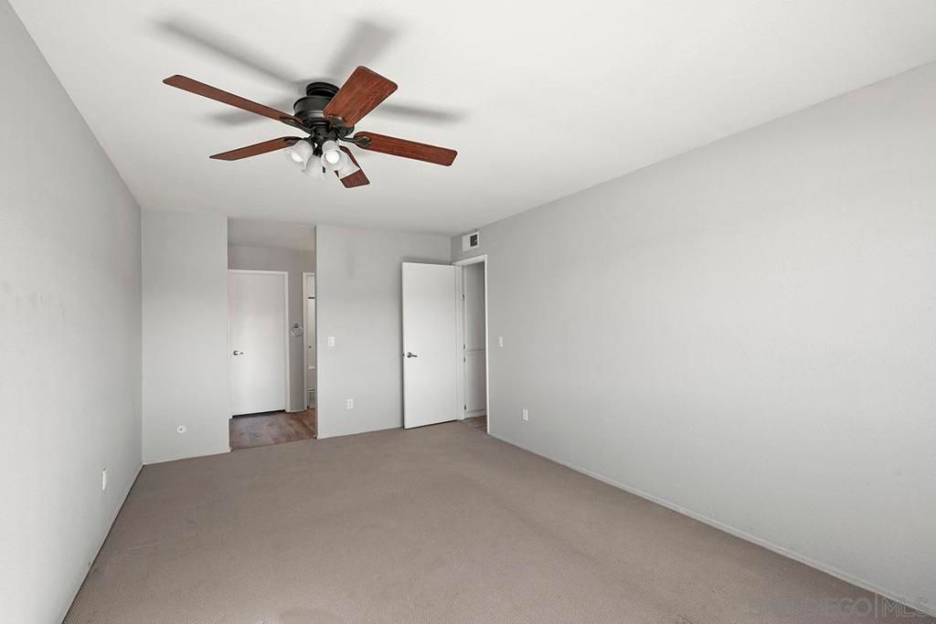 Image 23 of property listing at 10400 caminito Cuervo 264, San Diego, CA 92108