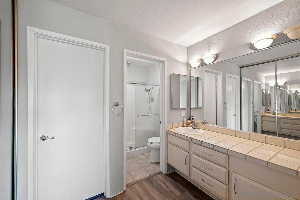 Image 25 of property listing at 10400 caminito Cuervo 264, San Diego, CA 92108