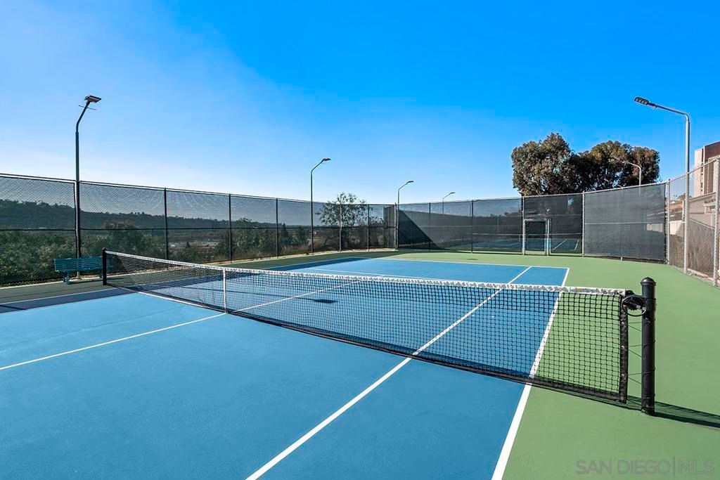 Image 46 of property listing at 10400 caminito Cuervo 264, San Diego, CA 92108