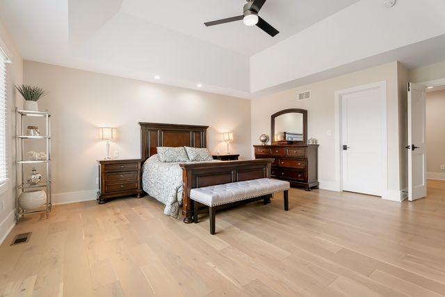 9533 Tall Grass Trail, St. John, IN 46373