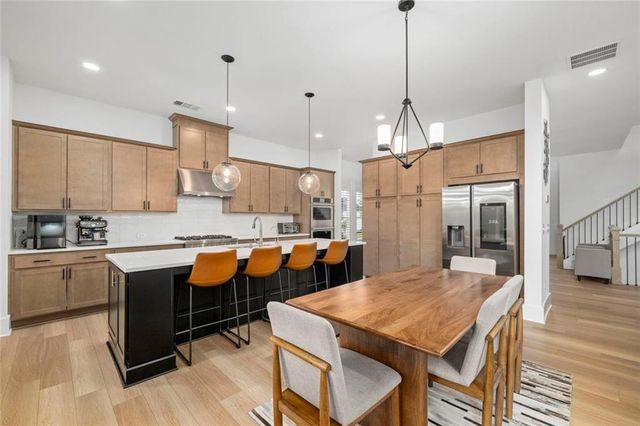 1071 Ridgeview Road, Woodstock, GA 30188