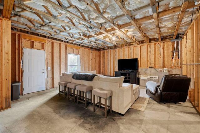 1071 Ridgeview Road, Woodstock, GA 30188