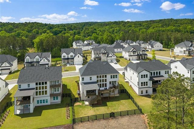1071 Ridgeview Road, Woodstock, GA 30188