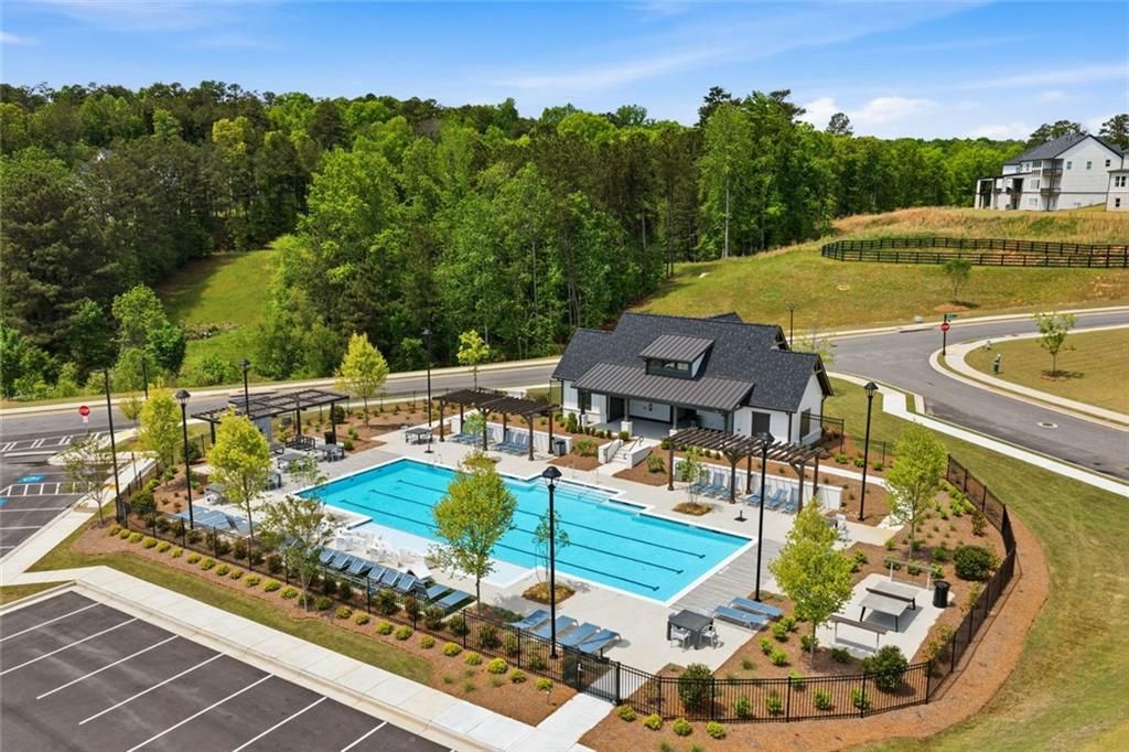 Image 52 of property listing at 1071 Ridgeview Road, Woodstock, GA 30188