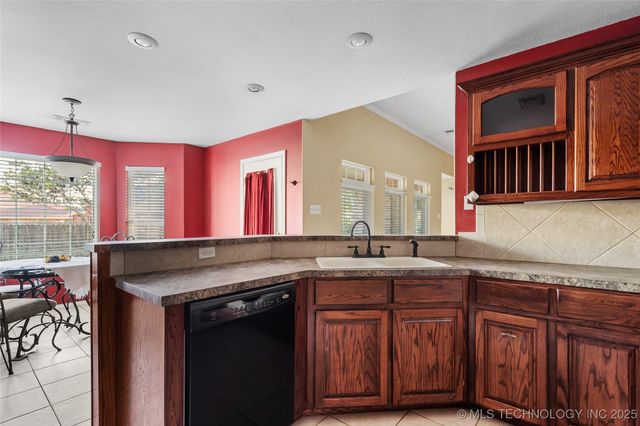 501 Mayall, Marietta, OK 73448