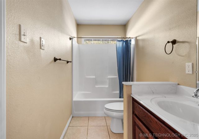 501 Mayall, Marietta, OK 73448