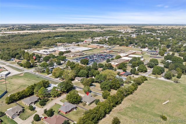 501 Mayall, Marietta, OK 73448