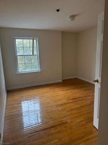 787 Clinton Ave, Newark City, NJ 07108
