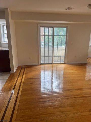 787 Clinton Ave, Newark City, NJ 07108