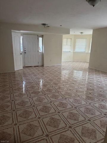 787 Clinton Ave, Newark City, NJ 07108