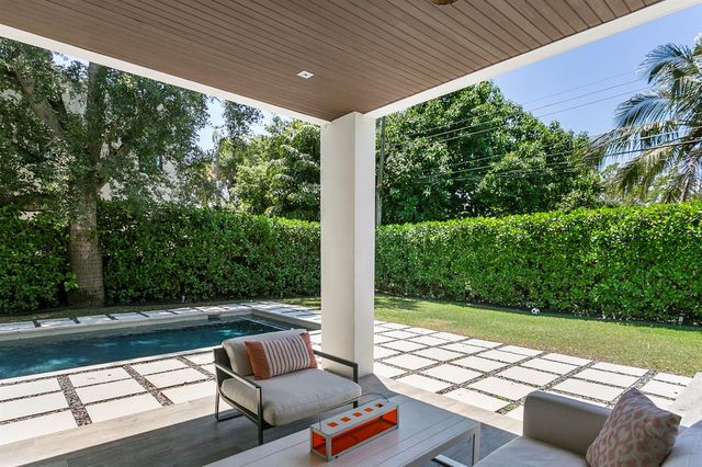 7700 SW 53rd Court, Miami, FL 33143