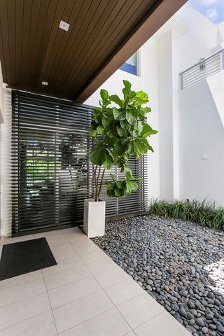 7700 SW 53rd Court, Miami, FL 33143