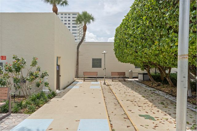 2500 E Las Olas Boulevard 1703, Fort Lauderdale, FL 33301