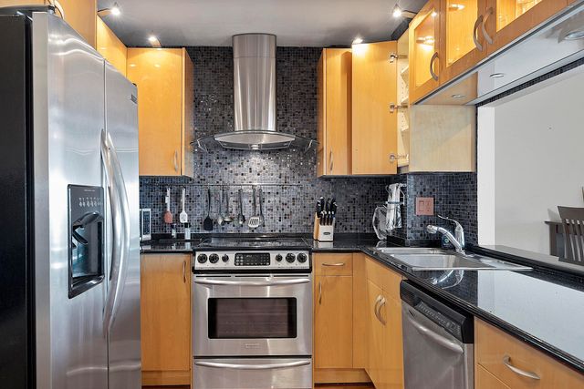 2500 E Las Olas Boulevard 1703, Fort Lauderdale, FL 33301