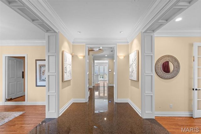 8130 Westmoreland Avenue, Clayton, MO 63105