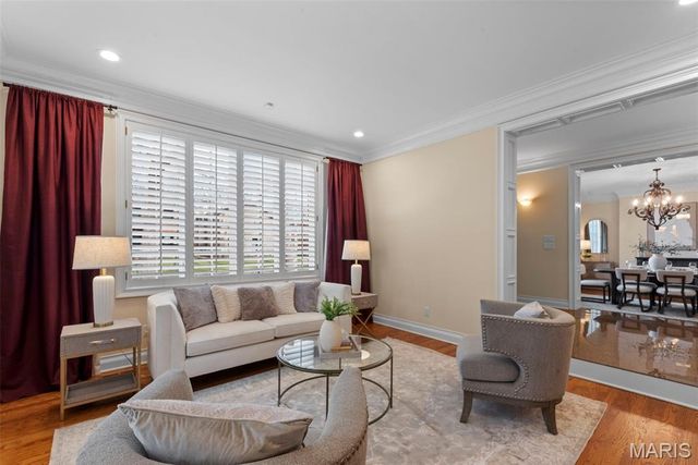 8130 Westmoreland Avenue, Clayton, MO 63105