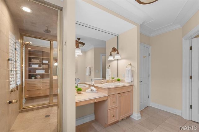 8130 Westmoreland Avenue, Clayton, MO 63105