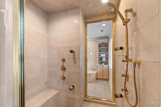 8130 Westmoreland Avenue, Clayton, MO 63105