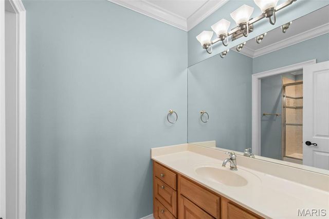 8130 Westmoreland Avenue, Clayton, MO 63105