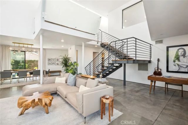 2831 Ridge Drive, Laguna Beach, CA 92651
