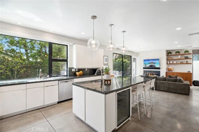 2831 Ridge Drive, Laguna Beach, CA 92651