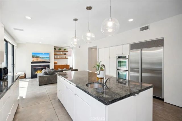 2831 Ridge Drive, Laguna Beach, CA 92651