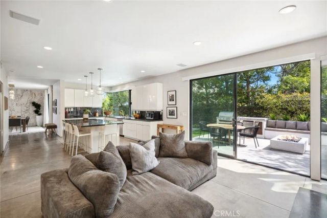 2831 Ridge Drive, Laguna Beach, CA 92651