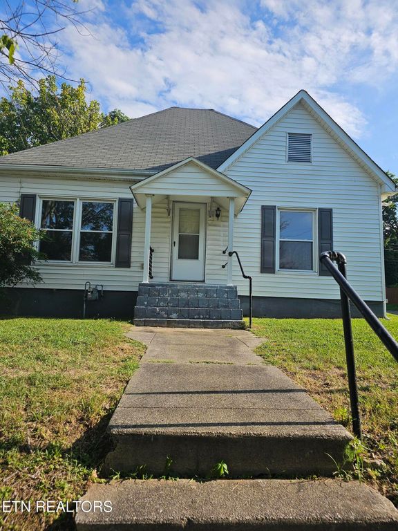 1823 E Glenwood Ave, Knoxville, TN 37917