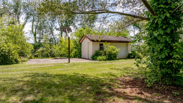 132 Alchera Avenue, Monticello, KY 42633