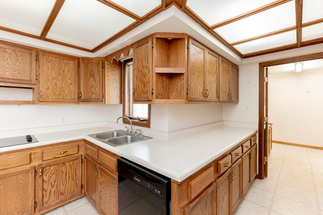 132 Alchera Avenue, Monticello, KY 42633