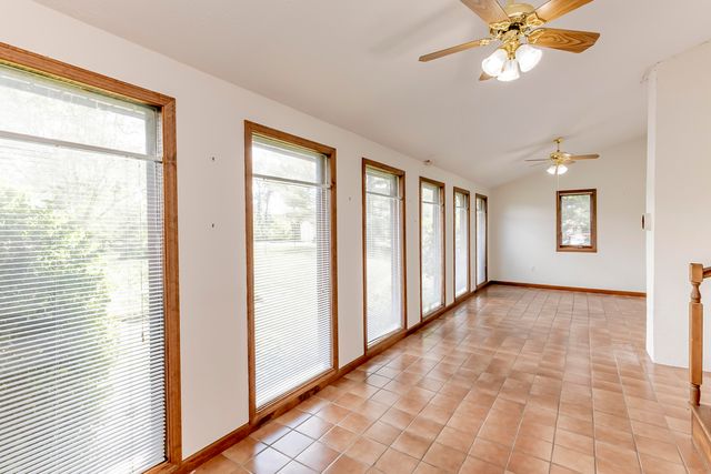 132 Alchera Avenue, Monticello, KY 42633