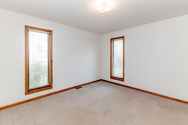 132 Alchera Avenue, Monticello, KY 42633