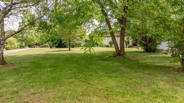 132 Alchera Avenue, Monticello, KY 42633
