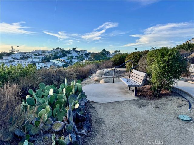 896 Quivera, Laguna Beach, CA 92651